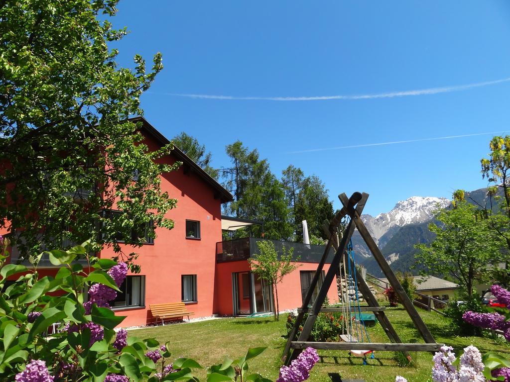 Chasa Felix Scuol Apartment Cameră foto